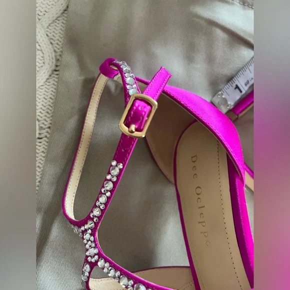 New! Dee Ocleppo designer Satin Magenta Pink Strappy Heels Rhinestones SZ 8 - Picture 14 of 16